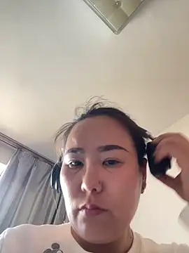 Youyou 12 online show from 04/11/26, 05:48