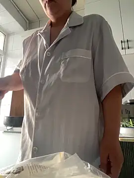 Youyou 12 online show from 03/24/26, 11:05