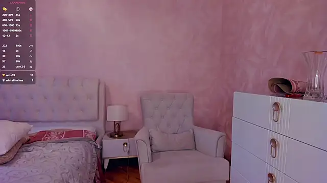 TarynPalek online show from 04/03/26, 08:21