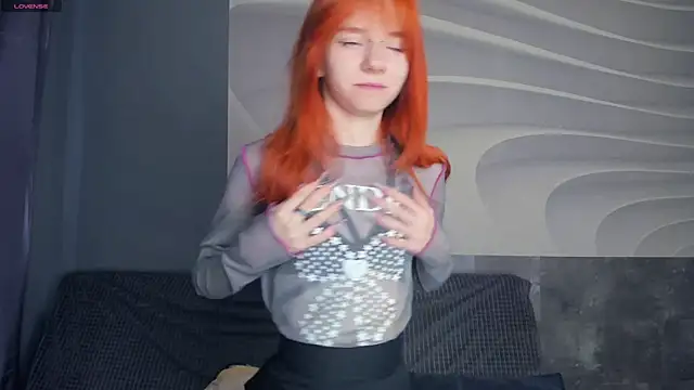 TarynPalek online show from 04/26/26, 07:38