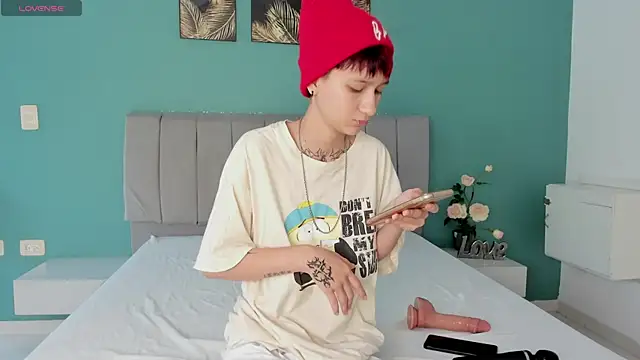 Jessi Rosse online show from 04/18/26, 08:42