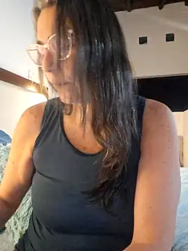 Snapshot of katy_randy1 chatting on 06/12/26, 01:58 katy randy1 online show from 06/12/26, 01:58