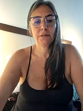 Snapshot of katy_randy1 chatting on 07/18/26, 05:43 katy randy1 online show from 07/18/26, 05:43