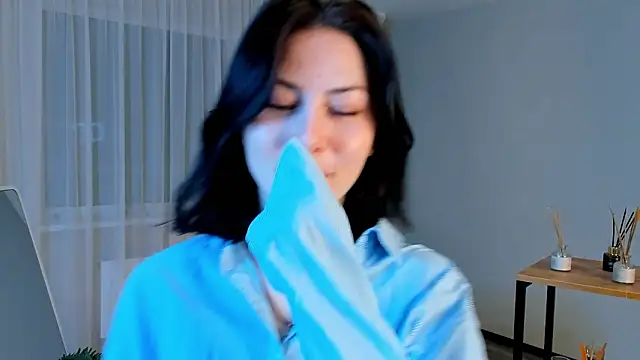 Snapshot of DennisRentz chatting on 02/18/26, 04:03 DennisRentz online show from 02/18/26, 04:03