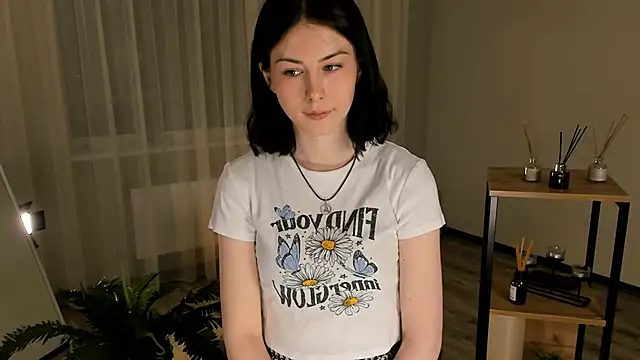 Snapshot of DennisRentz chatting on 02/11/26, 05:57 DennisRentz online show from 02/11/26, 05:57