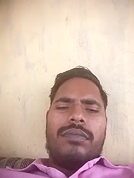 Snapshot of Rajustt chatting on 04/30/26, 05:47 Rajustt online show from 04/30/26, 05:47