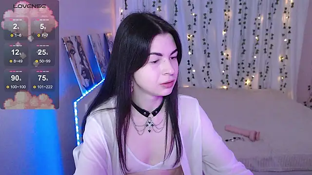 Stephanie Bloom online show from 02/17/26, 07:11