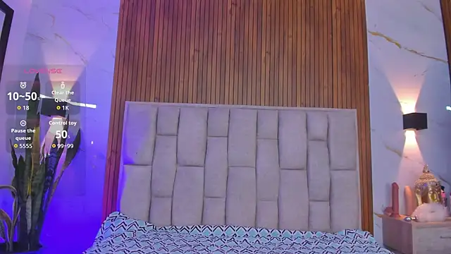 Scarlet Rosexx online show from 04/15/26, 03:01