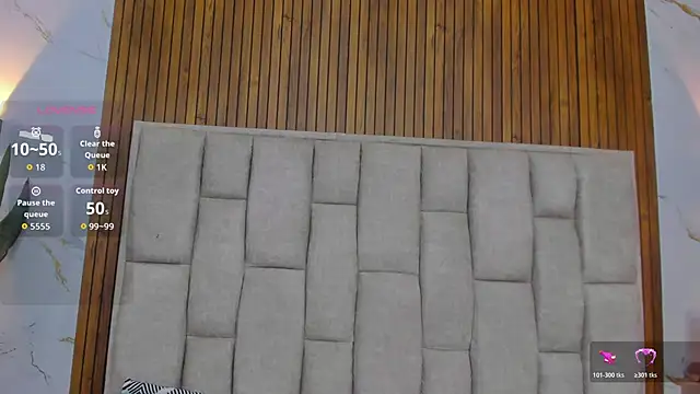 Scarlet Rosexx online show from 04/14/26, 03:00