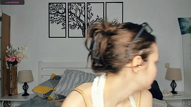 MalvinaTrafford online show from 02/14/26, 08:31