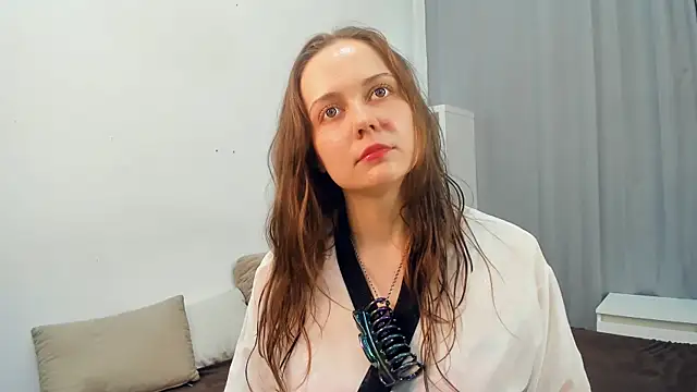 MalvinaTrafford online show from 05/20/26, 03:09