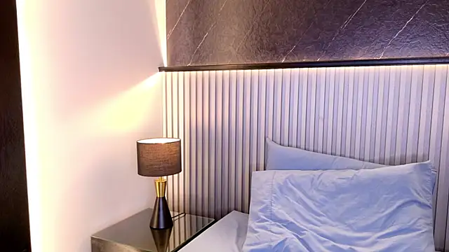 annie hawk online show from 03/27/26, 10:38