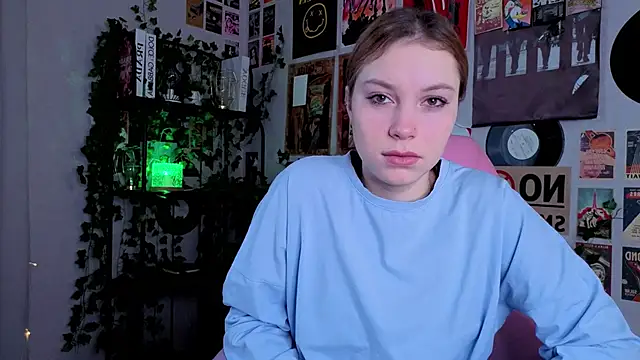 JadwigaTagliavia online show from 02/01/26, 09:40