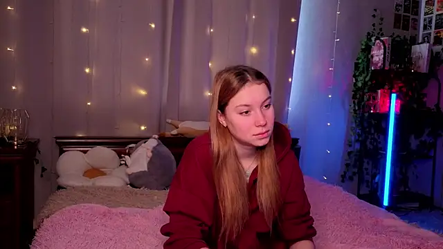 JadwigaTagliavia online show from 02/05/26, 09:16