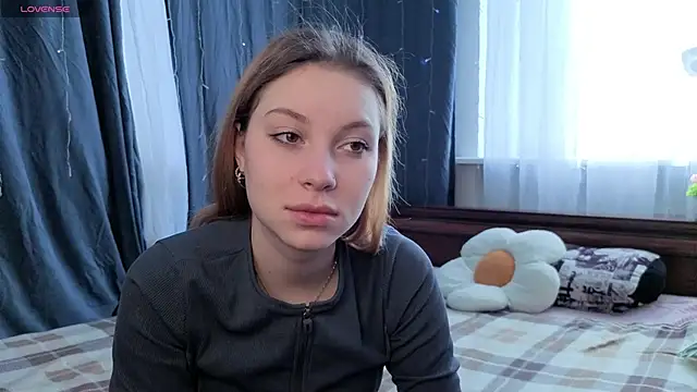 JadwigaTagliavia online show from 04/12/26, 06:05