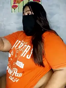 Cute G online show from 04/13/26, 07:51