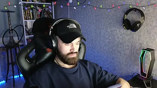 Snapshot of _Mostly_ chatting on 02/26/26, 04:45 Mostly online show from 02/26/26, 04:45