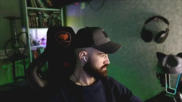  Mostly  online show from 04/16/26, 11:18