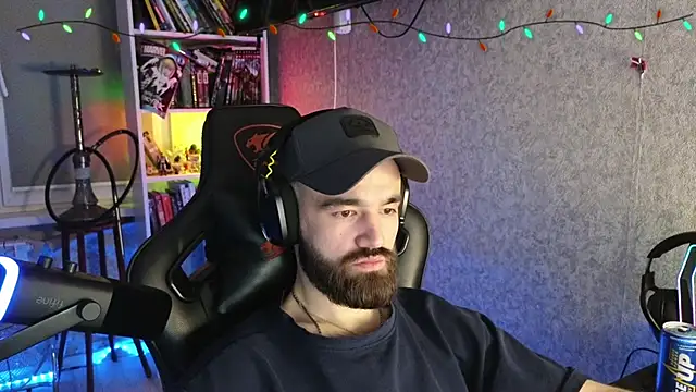 Snapshot of _Mostly_ chatting on 02/14/26, 11:27 Mostly online show from 02/14/26, 11:27