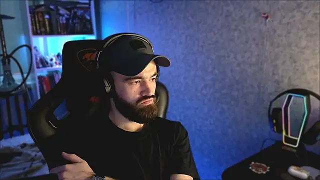  Mostly  online show from 03/10/26, 04:00