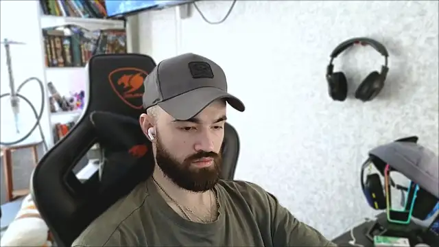  Mostly  online show from 04/08/26, 11:01