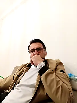 Snapshot of NatanCasad0 chatting on 02/07/26, 12:07 NatanCasad0 online show from 02/07/26, 12:07