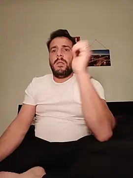 Snapshot of NatanCasad0 chatting on 02/19/26, 07:22 NatanCasad0 online show from 02/19/26, 07:22