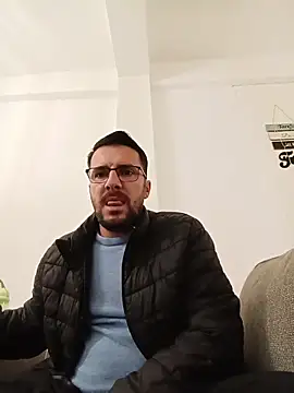 Snapshot of NatanCasad0 chatting on 02/15/26, 08:57 NatanCasad0 online show from 02/15/26, 08:57