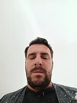 Snapshot of NatanCasad0 chatting on 02/12/26, 11:32 NatanCasad0 online show from 02/12/26, 11:32