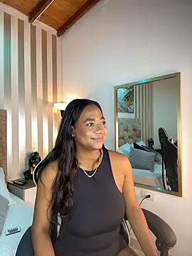 amara queen  online show from 05/26/26, 12:03