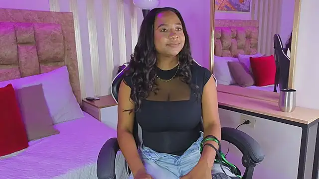 amara queen  online show from 03/31/26, 01:35