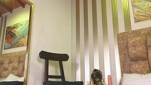 amara queen  online show from 05/01/26, 03:17