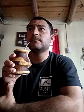 lio199010 online show from 04/04/26, 03:40