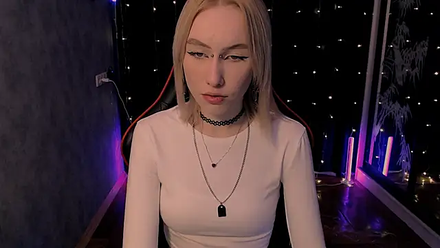 Snapshot of crybambi chatting on 02/09/26, 05:49 crybambi online show from 02/09/26, 05:49