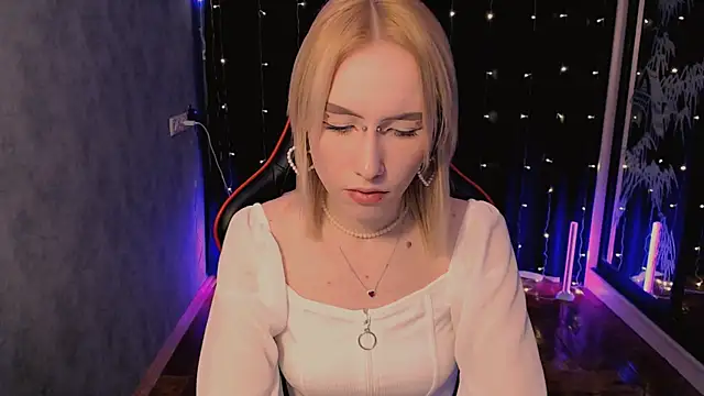 Snapshot of crybambi chatting on 02/16/26, 07:07 crybambi online show from 02/16/26, 07:07