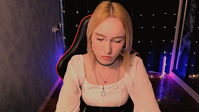 Snapshot of crybambi chatting on 02/26/26, 10:26 crybambi online show from 02/26/26, 10:26