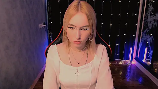 Snapshot of crybambi chatting on 02/21/26, 07:43 crybambi online show from 02/21/26, 07:43