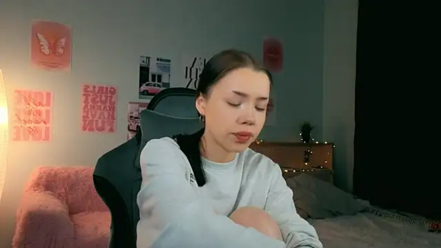 Vexnexe online show from 02/15/26, 07:13