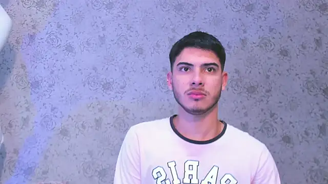 Snapshot of Apolo_Gray chatting on 02/11/26, 04:34 Apolo Gray online show from 02/11/26, 04:34