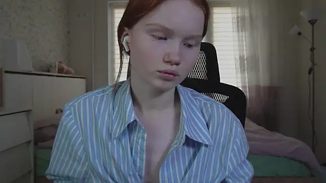 Nellie baby online show from 06/03/26, 01:01