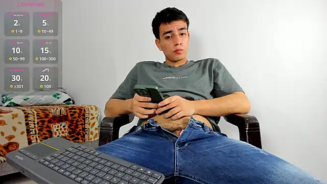 david hot08 online show from 03/08/26, 08:06