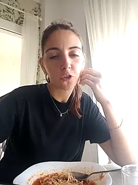 laparejaideal08 online show from 03/12/26, 04:44