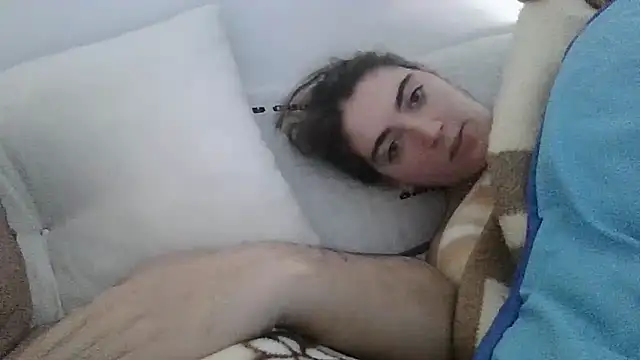 Snapshot of laparejaideal08 chatting on 02/14/26, 08:14 laparejaideal08 online show from 02/14/26, 08:14