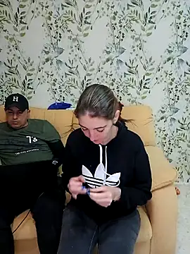 laparejaideal08 online show from 03/08/26, 05:16