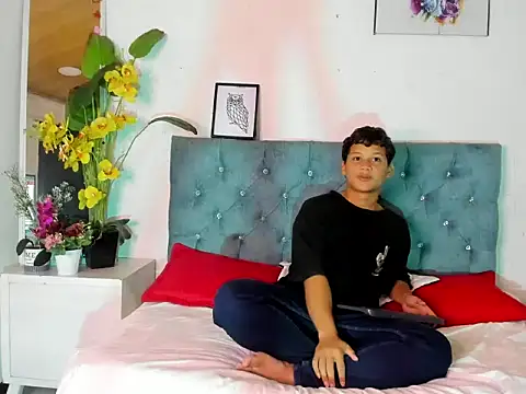 AlexDuMontt online show from 02/02/26, 07:46