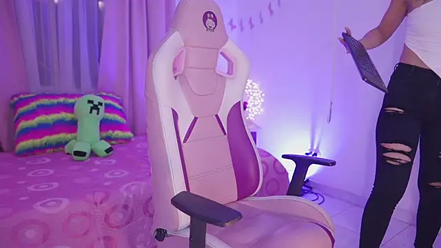 Keitty fox27 online show from 02/14/26, 04:40