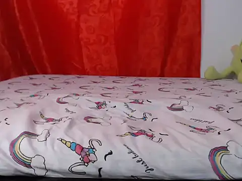 Snapshot of Emily_dirty26 chatting on 02/06/26, 08:27 Emily dirty26 online show from 02/06/26, 08:27