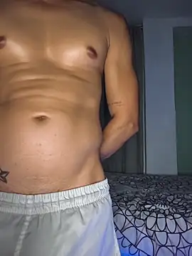 logan-31 online show from 02/19/26, 03:58