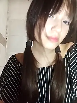 dieciochoyundia online show from 02/15/26, 12:22