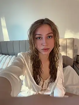 romyxxs online show from 04/14/26, 05:18